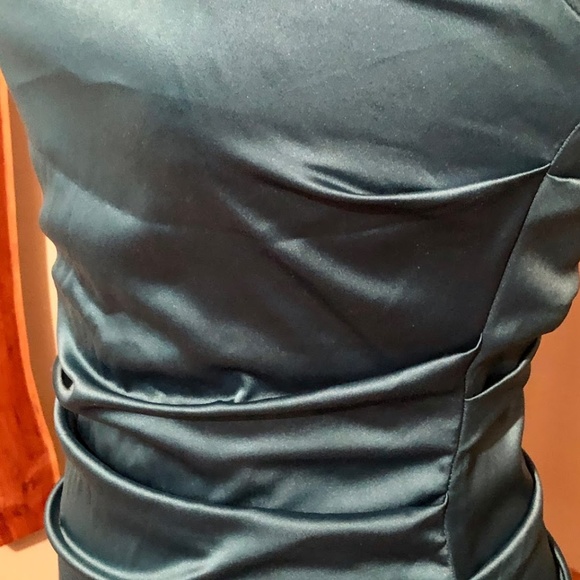 Ruched Green Fitted Dress Small - Picture 5 of 7